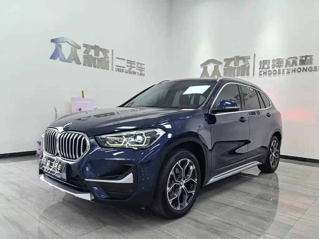 Купить BMW X1