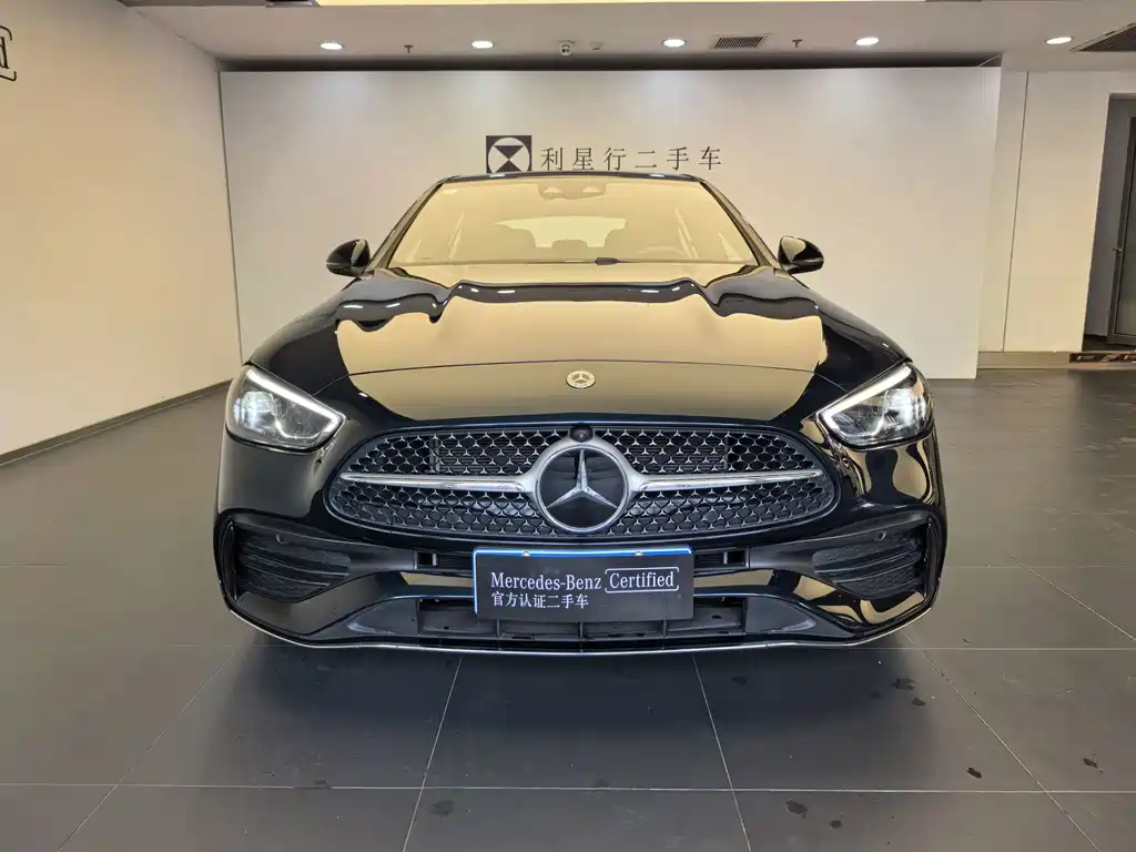 Mercedes-Benz C-Class — миниатюра 2