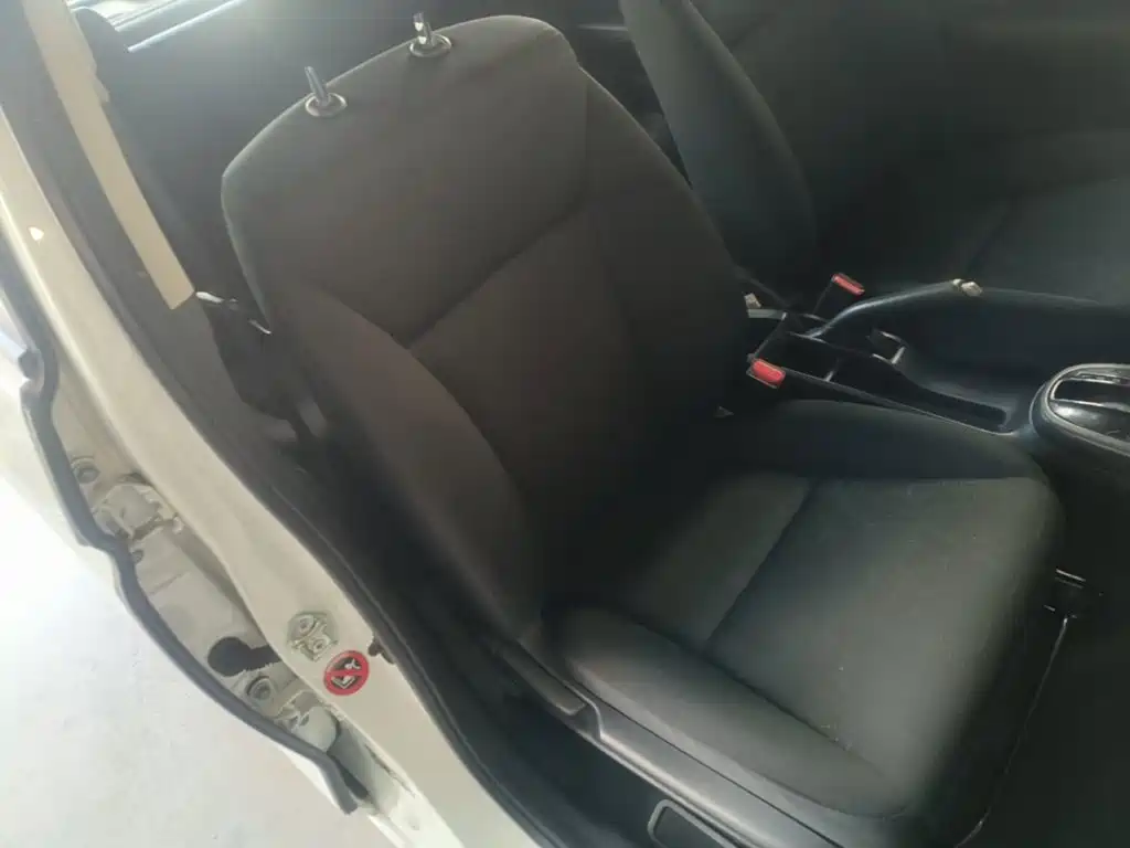 Honda Fit — миниатюра 25