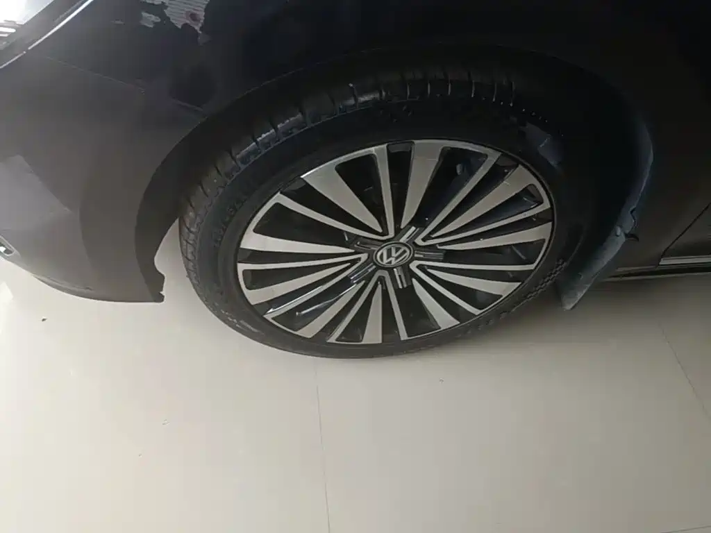 Volkswagen Passat — миниатюра 23