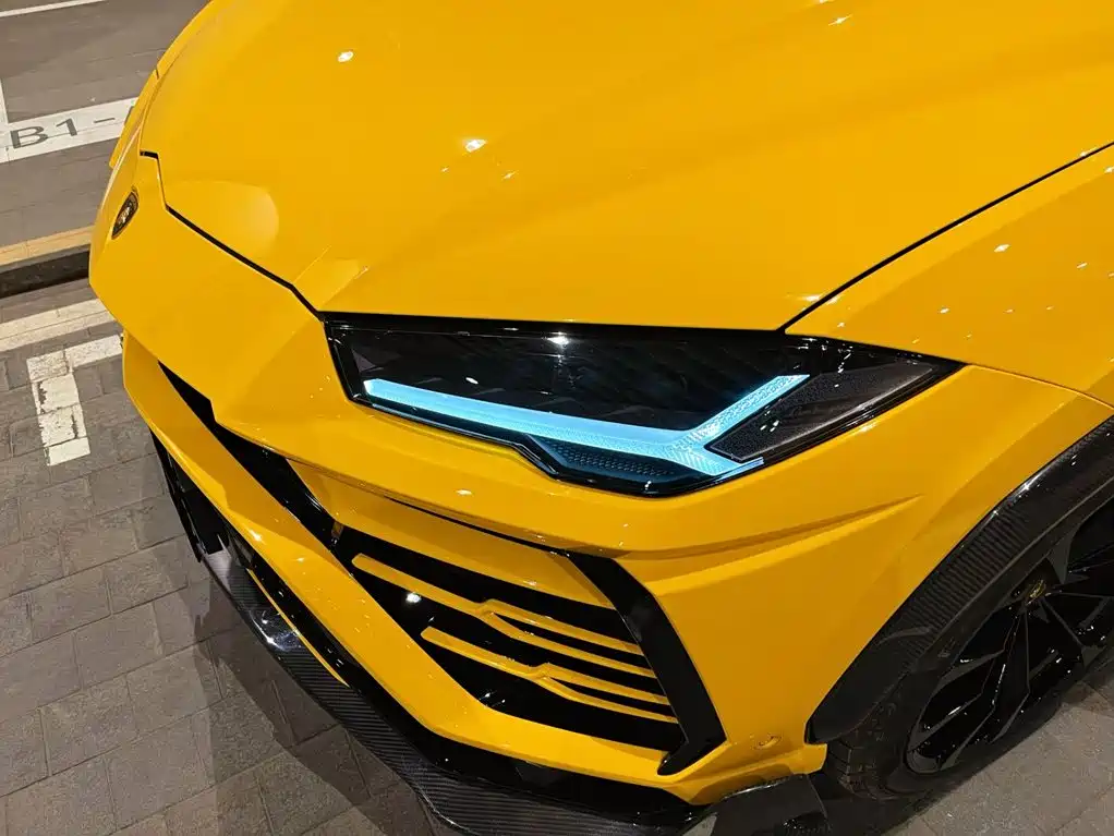 Lamborghini Urus — миниатюра 3