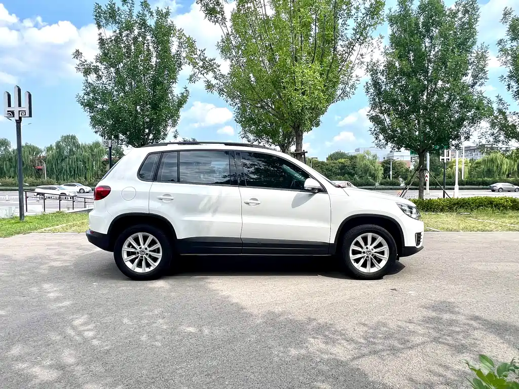 Volkswagen Tiguan — миниатюра 5