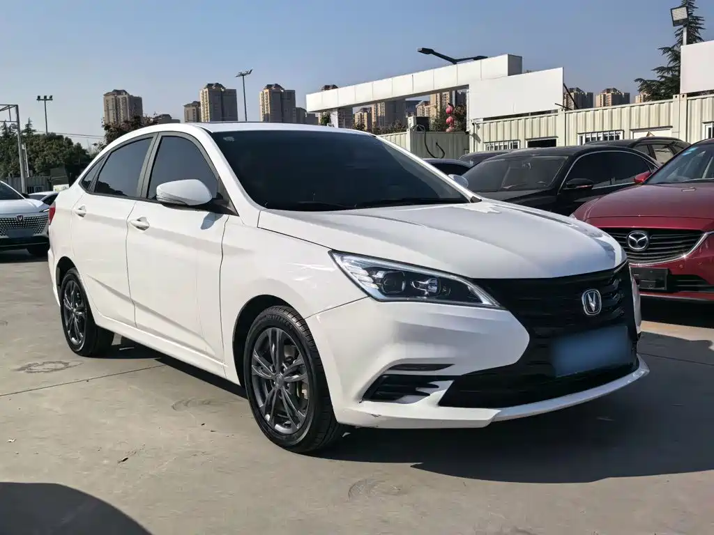 Changan Eado DT — миниатюра 4