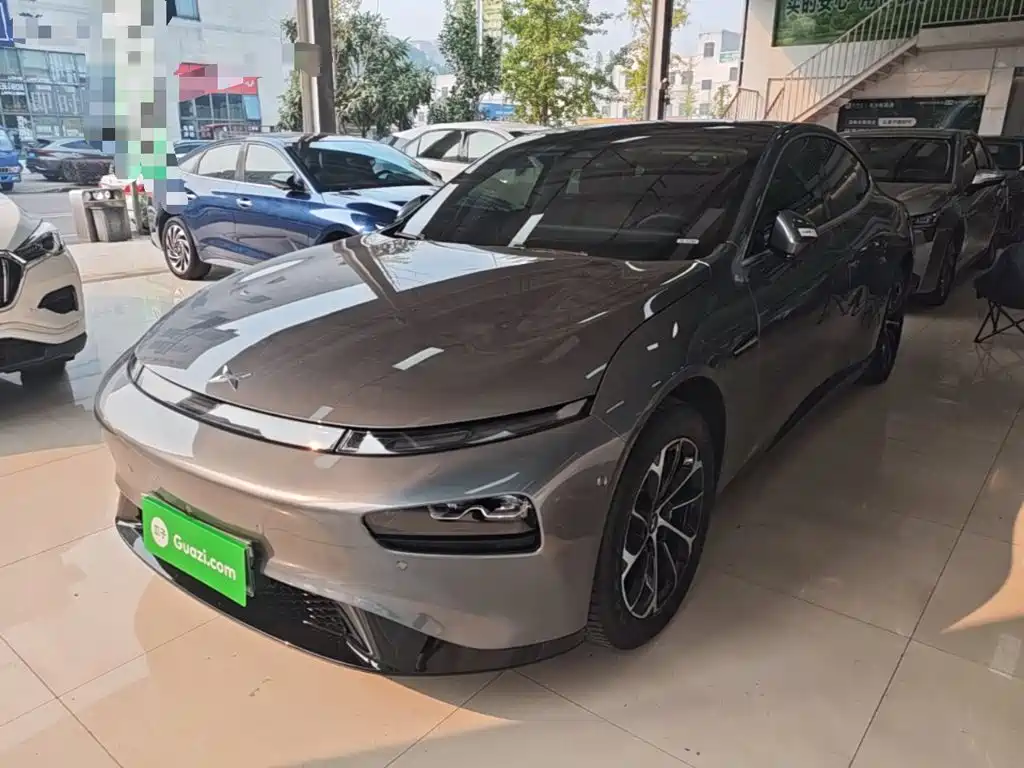 XPeng P7