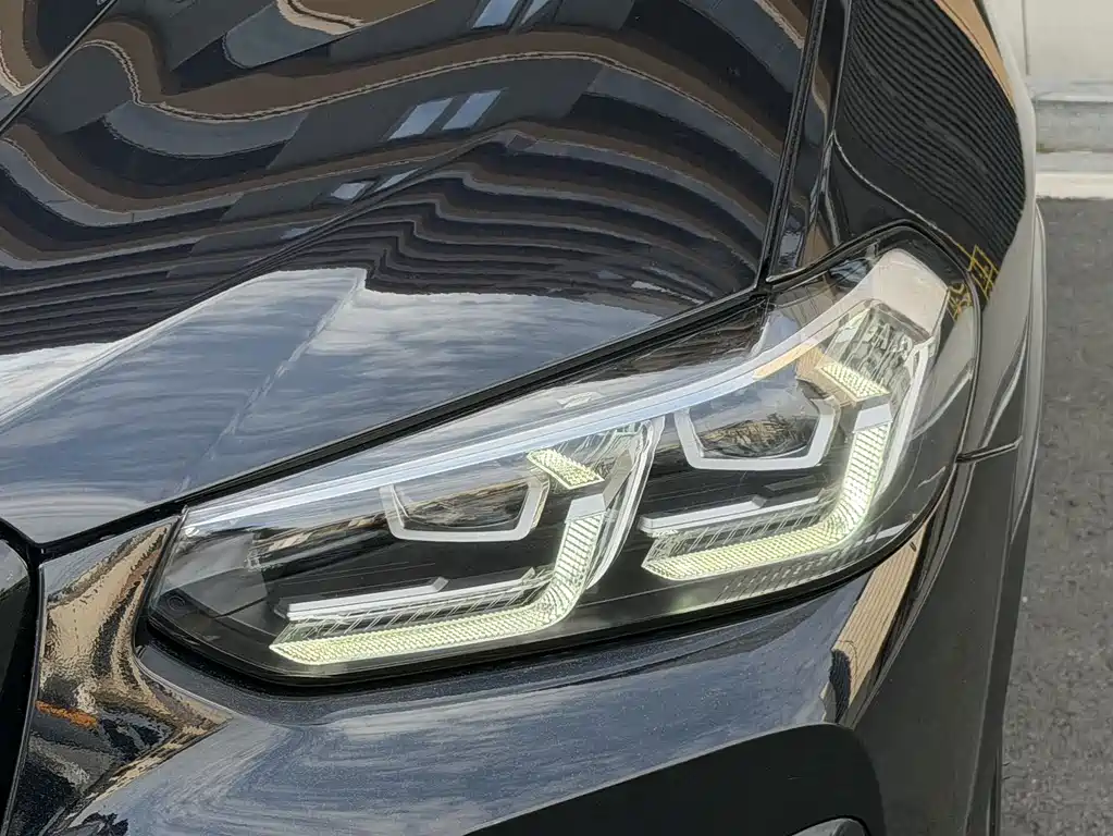 BMW X3 — миниатюра 4