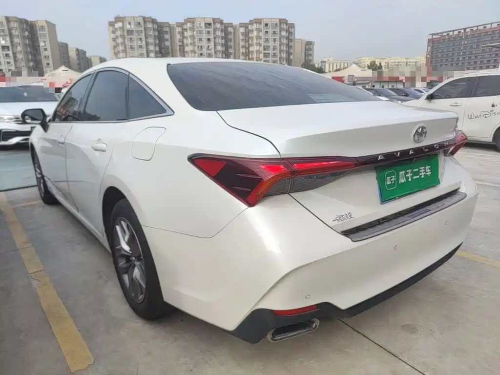 Toyota Avalon — миниатюра 5