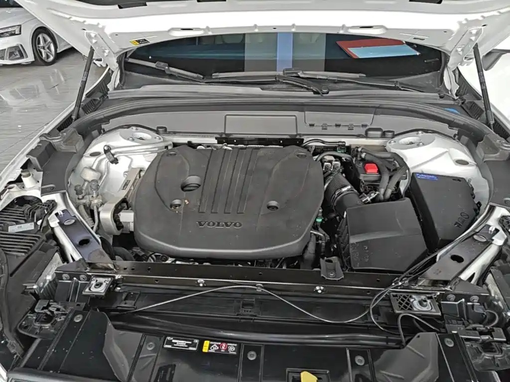 Volvo XC60 — миниатюра 20