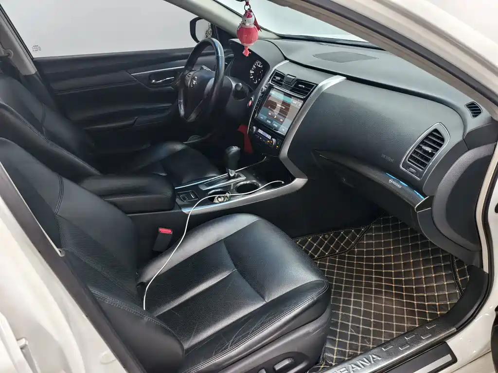 Nissan Teana — миниатюра 12