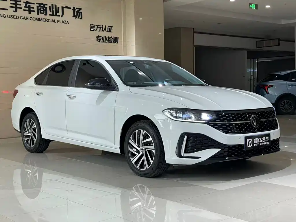 Volkswagen Lavida — миниатюра 3