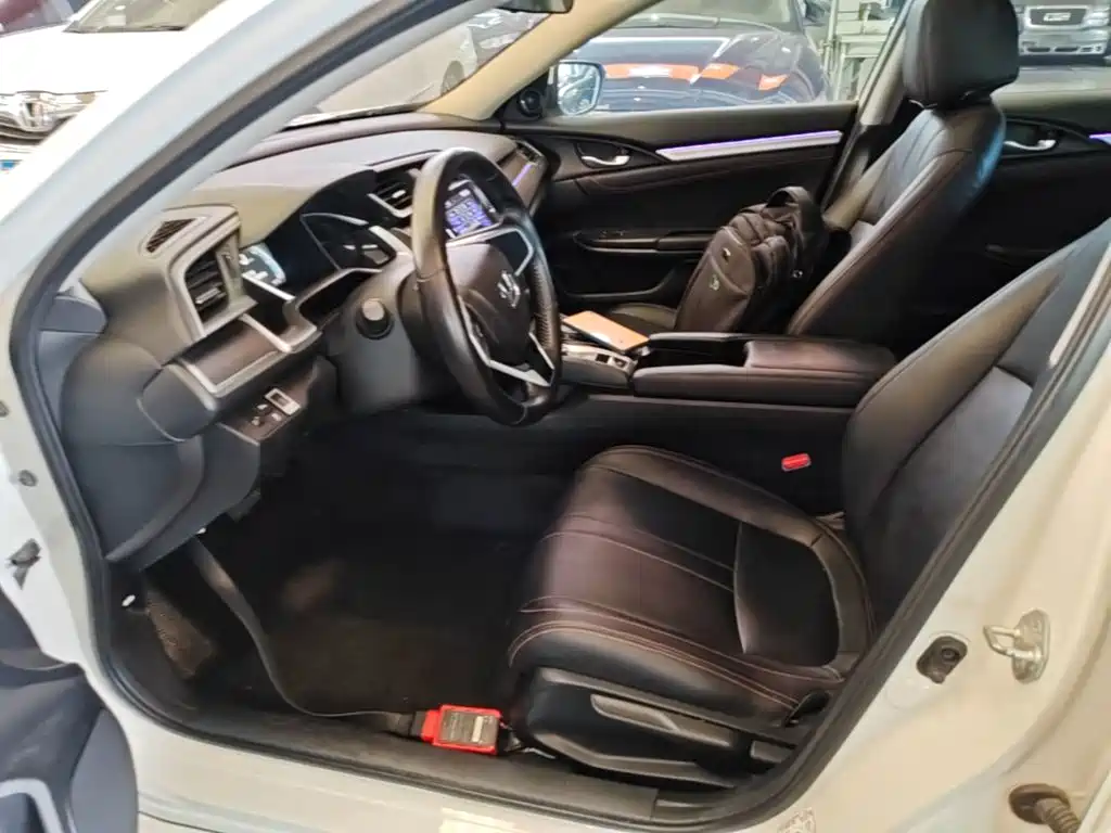 Honda Civic — миниатюра 15