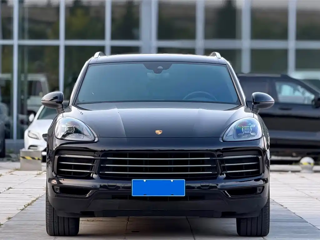 Porsche Cayenne — миниатюра 2