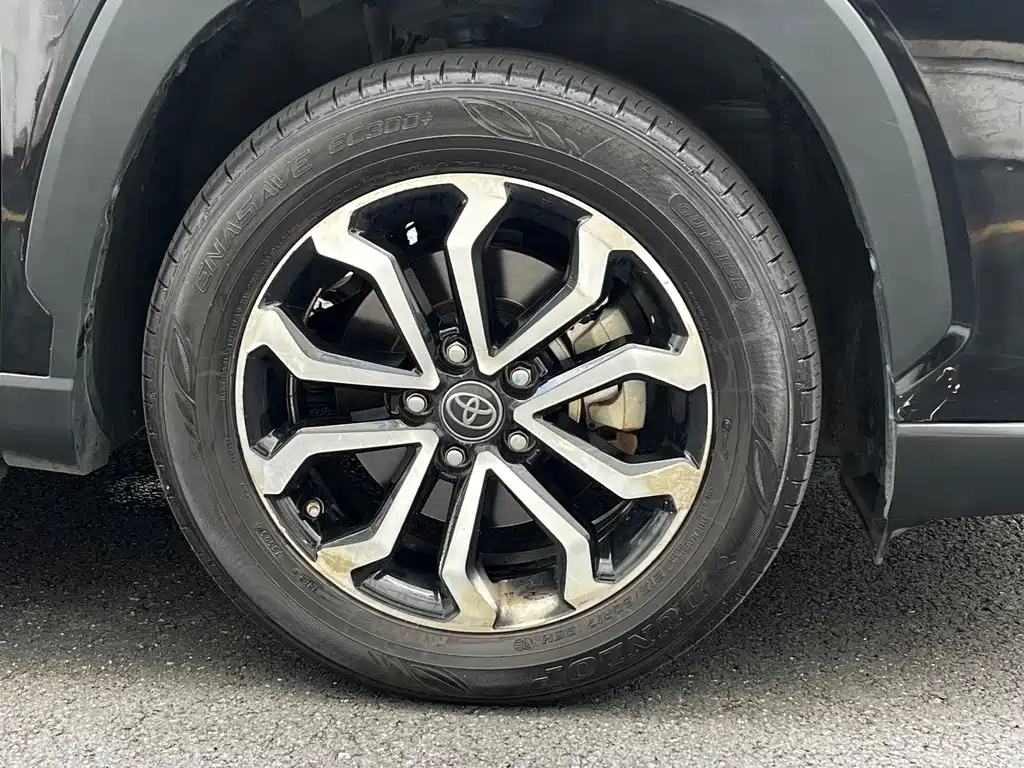 Toyota Frontlander — миниатюра 12