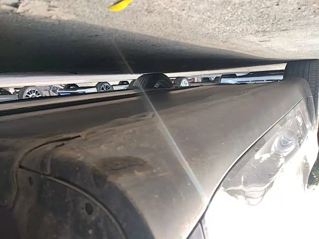 Tesla Model Y — миниатюра 21