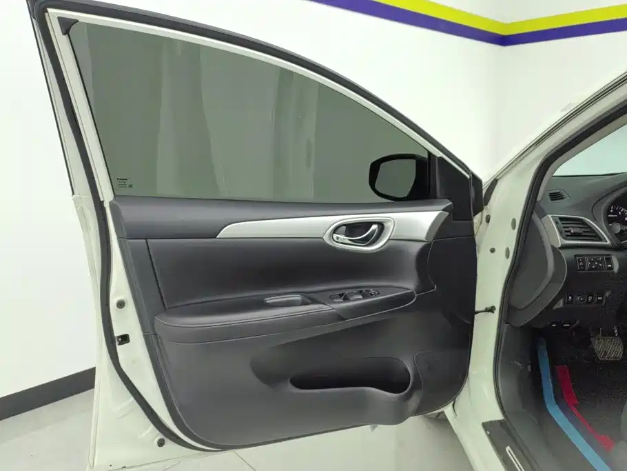 Nissan Sylphy — миниатюра 7