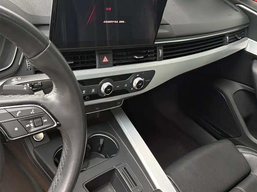 Audi A4L — миниатюра 12