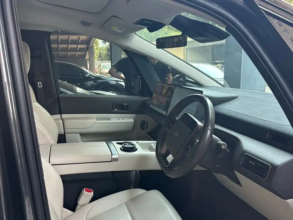 Li Auto Li MEGA — миниатюра 5