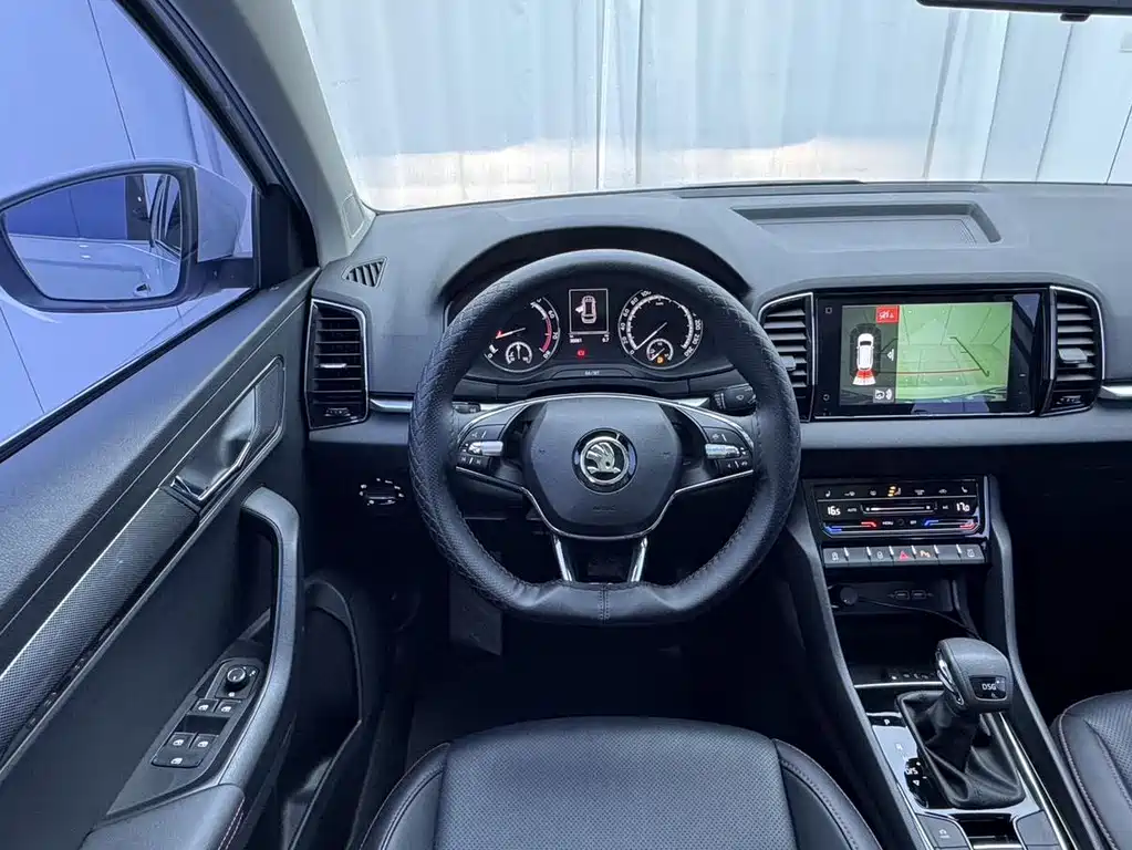 Skoda Karoq — миниатюра 13