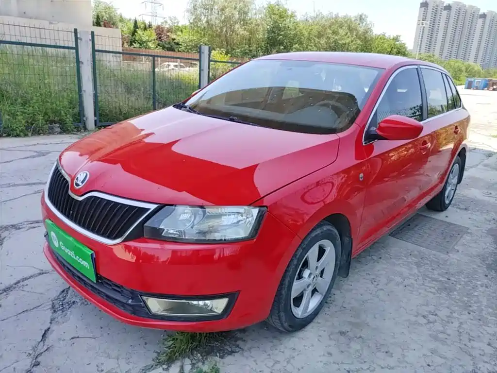 Skoda Rapid Spaceback 2014
