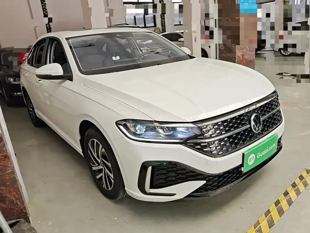 Volkswagen Lavida — миниатюра 4