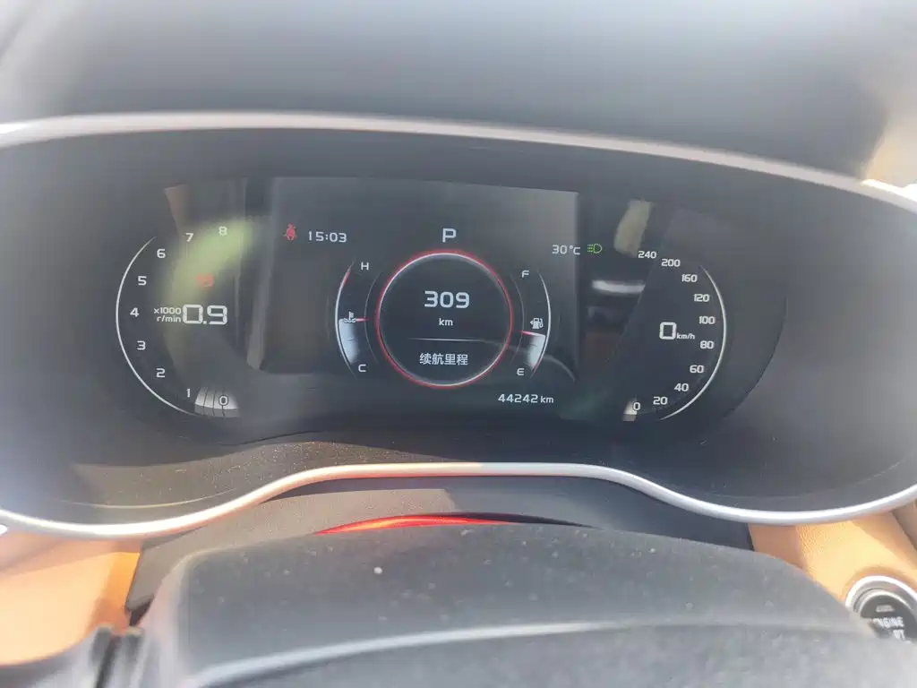 Geely Vision S1 — миниатюра 12
