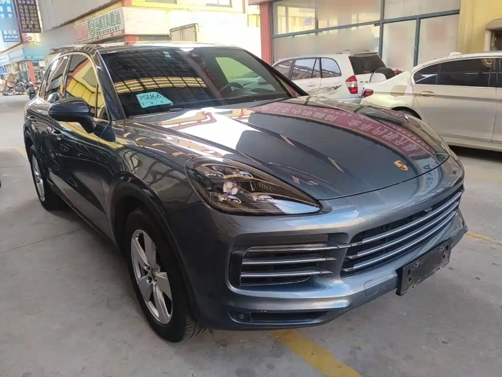 Porsche Cayenne — миниатюра 4