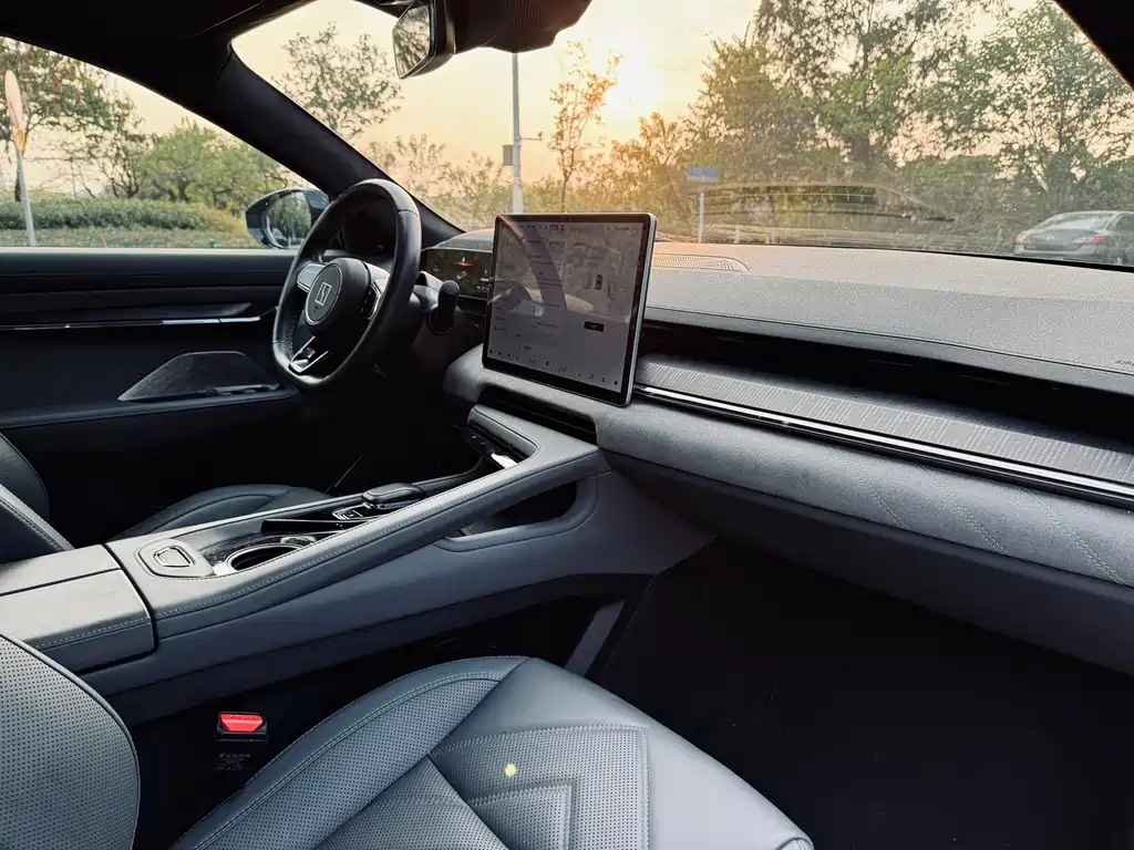 ZEEKR EXTREME KRYPTON 001