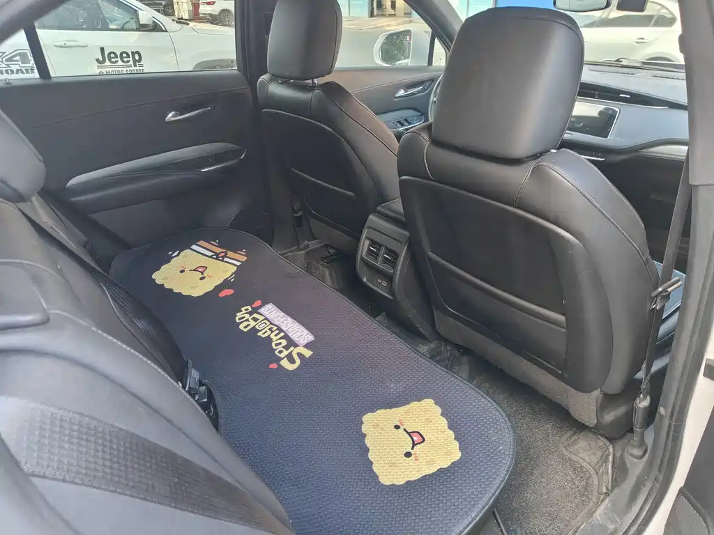 Cadillac XT4 — миниатюра 5