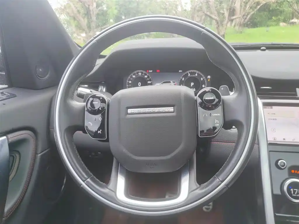 Land Rover Discovery Sport — миниатюра 11