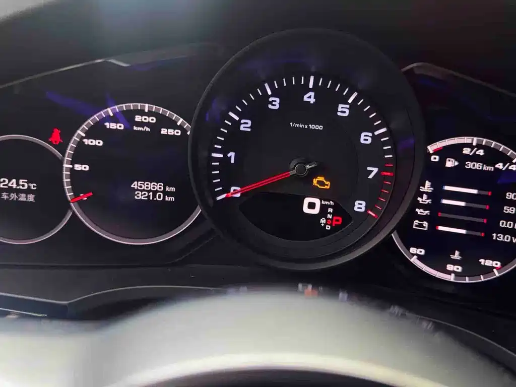 Porsche Cayenne — миниатюра 5