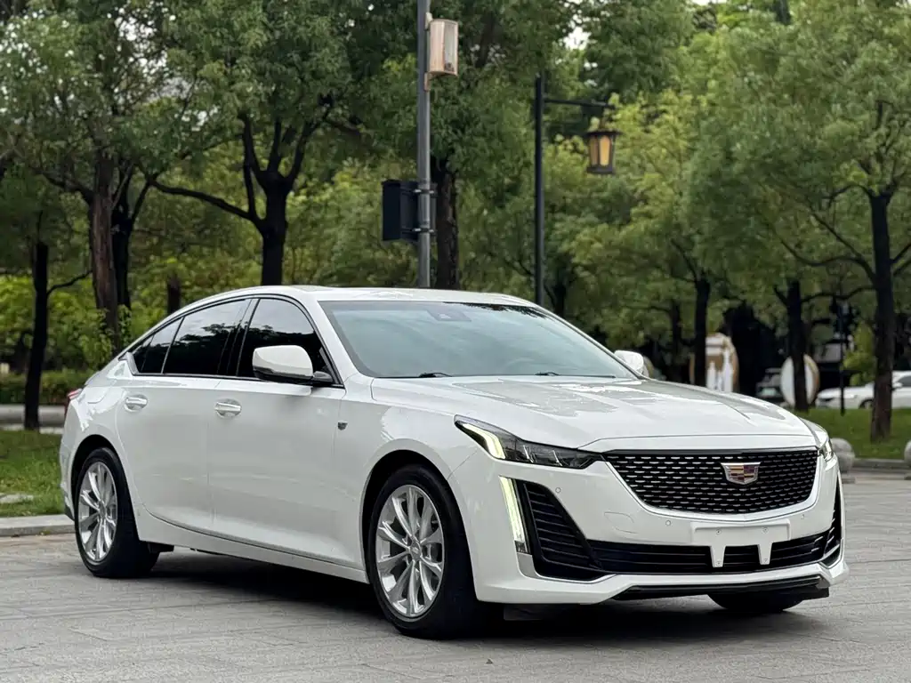 Cadillac CT5 — миниатюра 3
