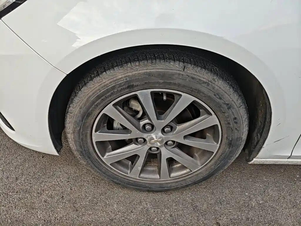 Chevrolet Malibu — миниатюра 23