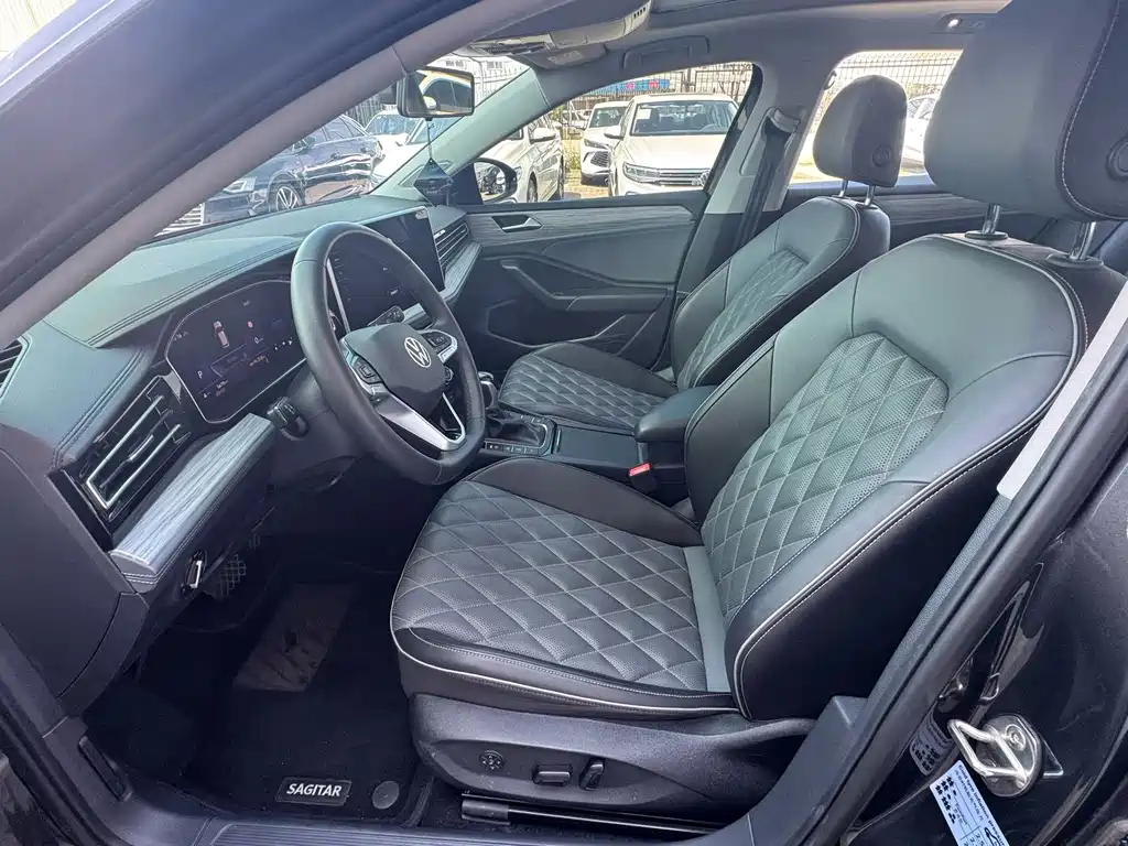 Volkswagen Sagitar — миниатюра 4