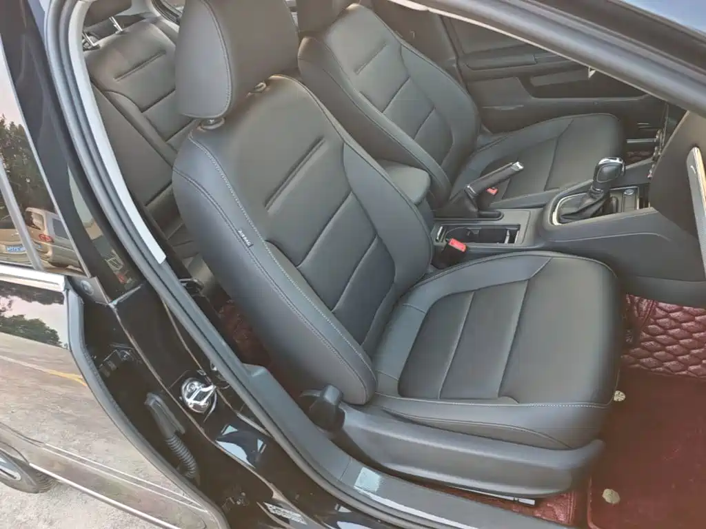 Volkswagen Sagitar — миниатюра 25