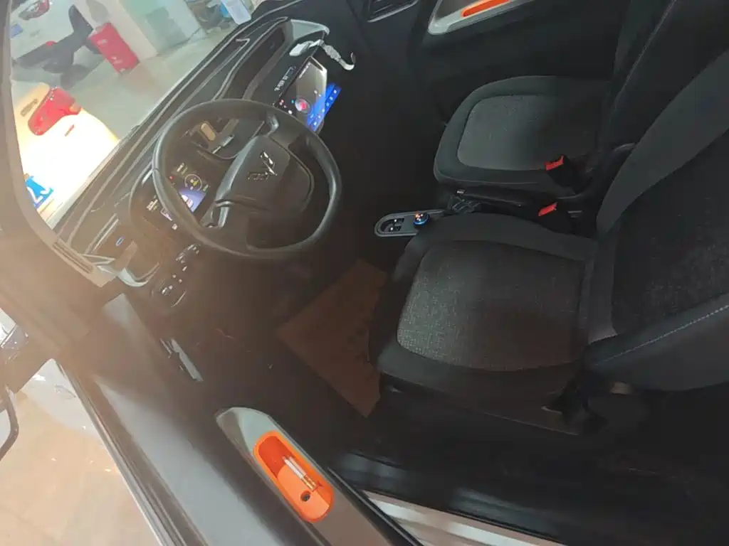 Wuling MINIEV — миниатюра 15