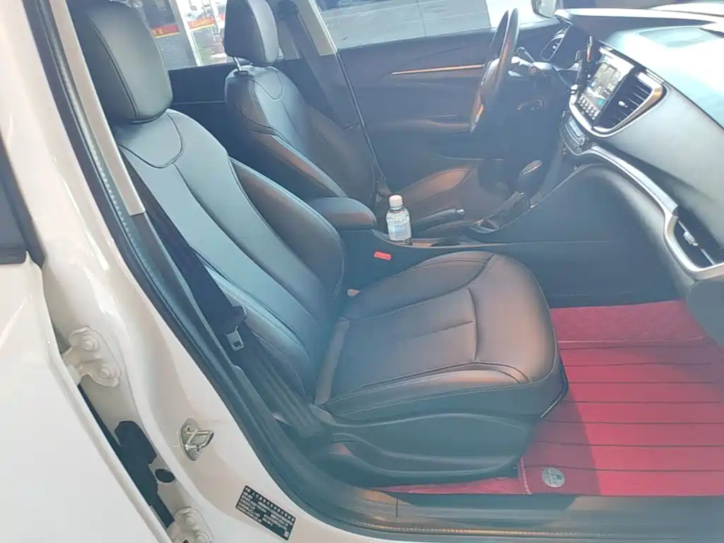 Buick Excelle — миниатюра 25