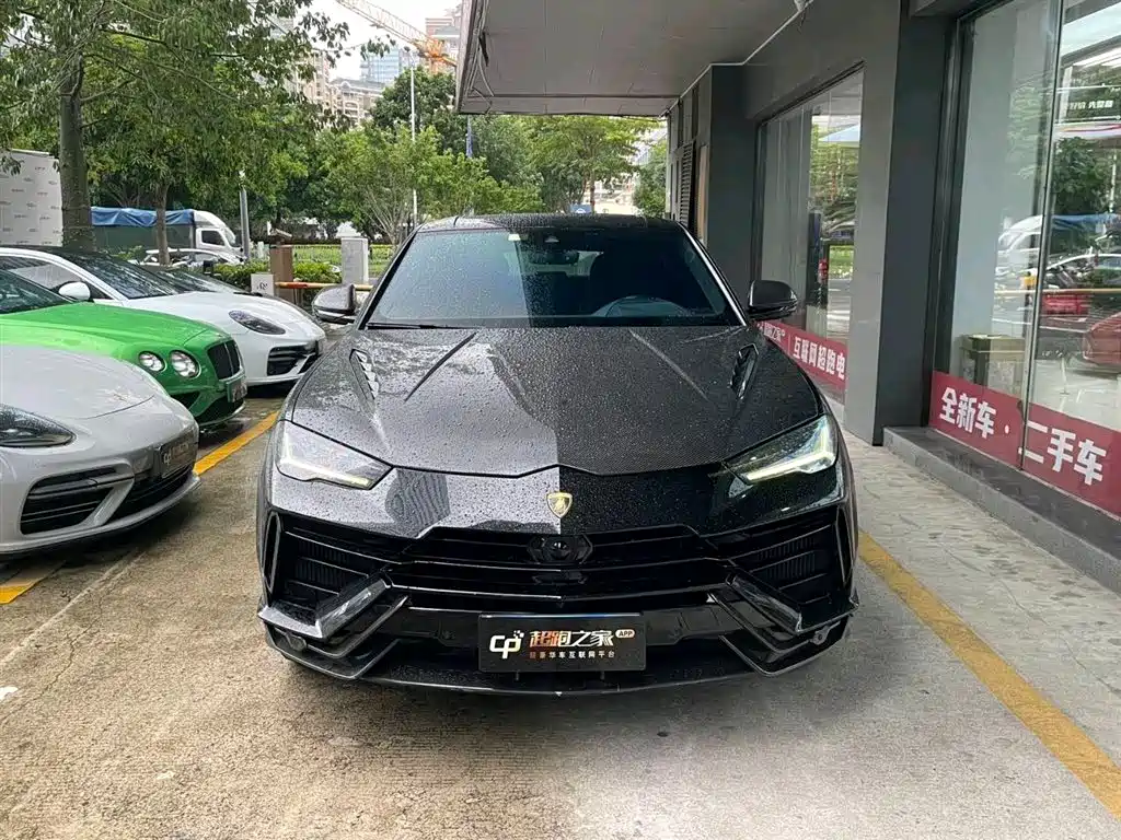 Lamborghini Urus 2018 4.0T V8