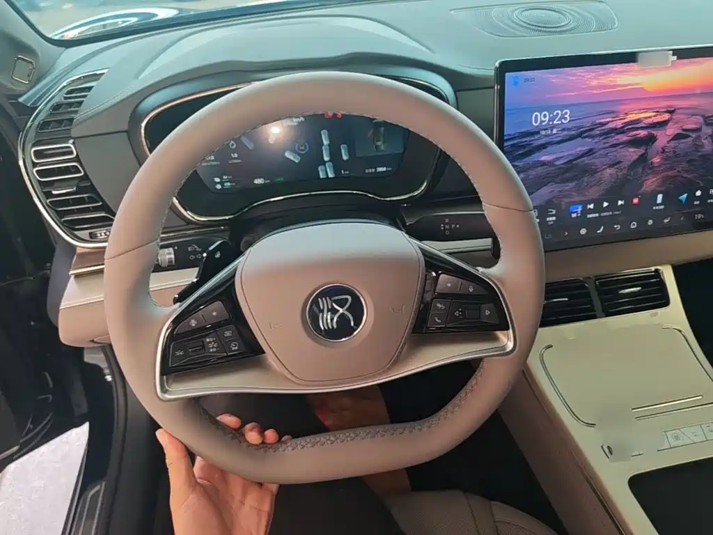 BYD Han — миниатюра 11