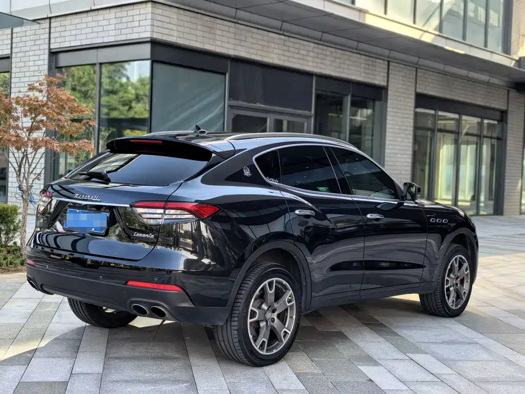 Maserati Levante — миниатюра 5