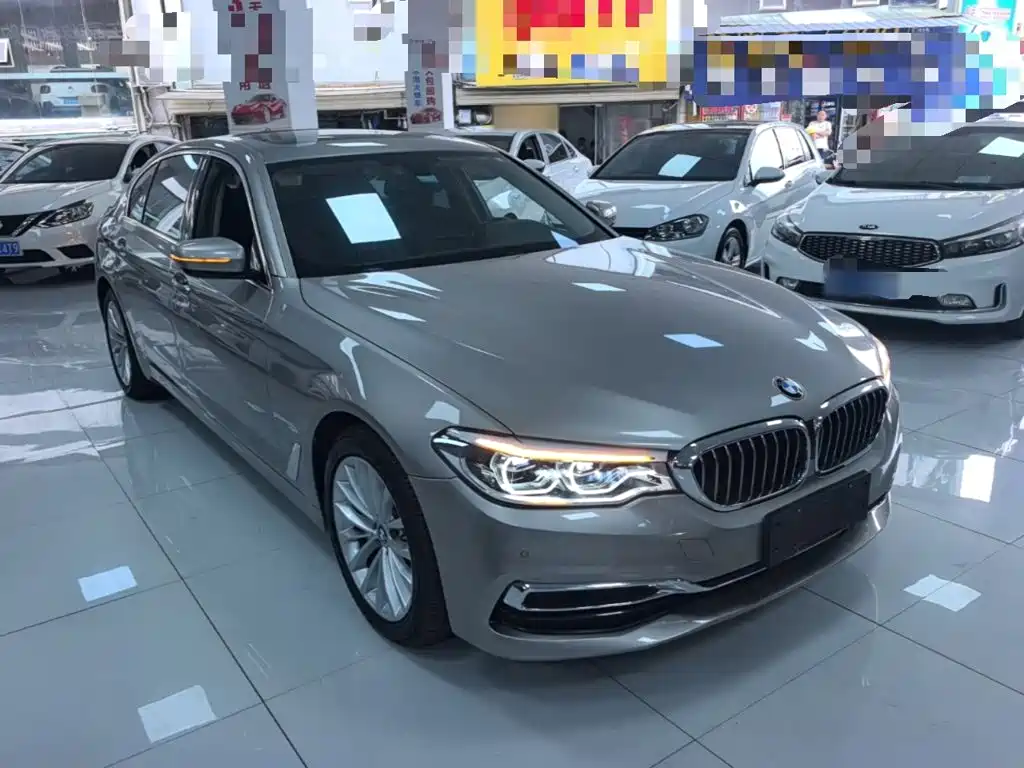 BMW 5 Series — миниатюра 4
