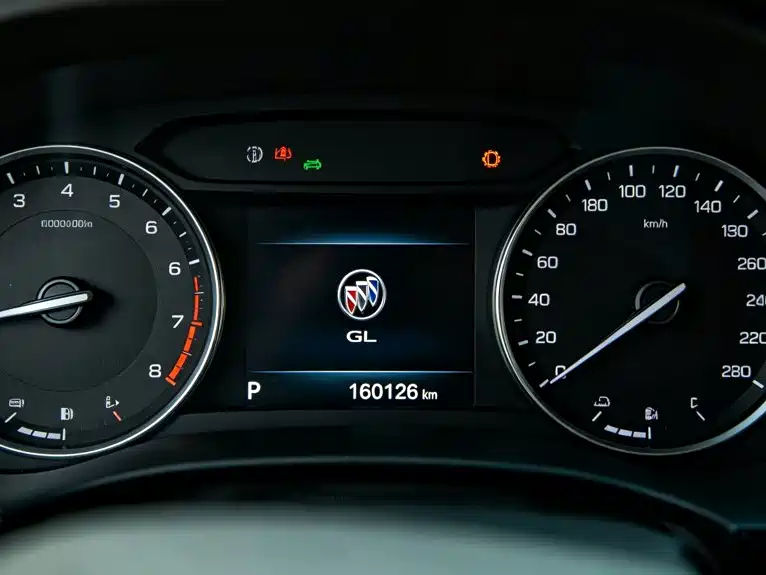 Buick GL8 — миниатюра 12
