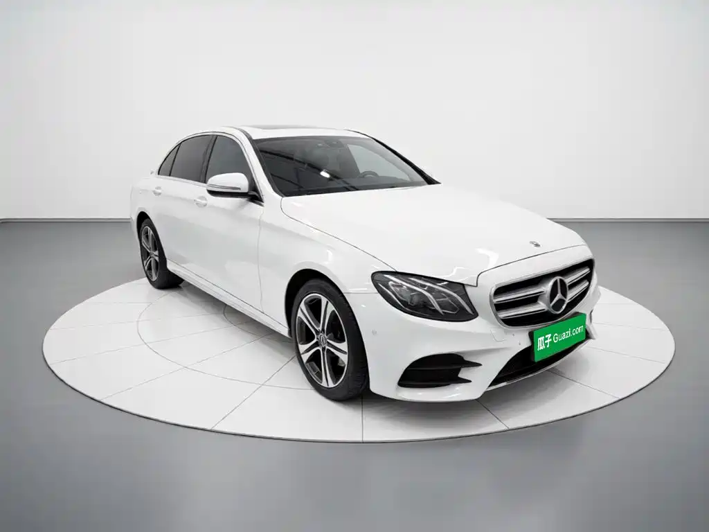 Mercedes-Benz E-Class — миниатюра 3