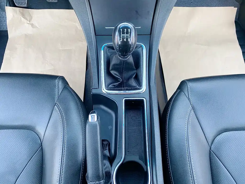 Geely Emgrand — миниатюра 12