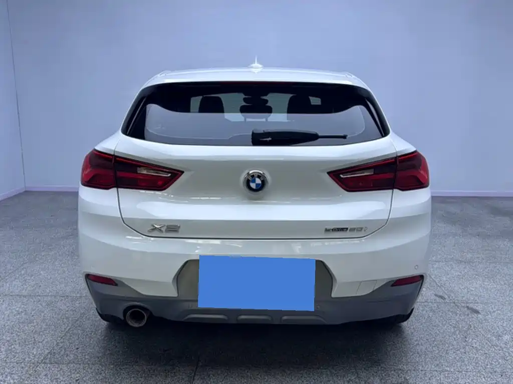 BMW X2 (Import) — миниатюра 8