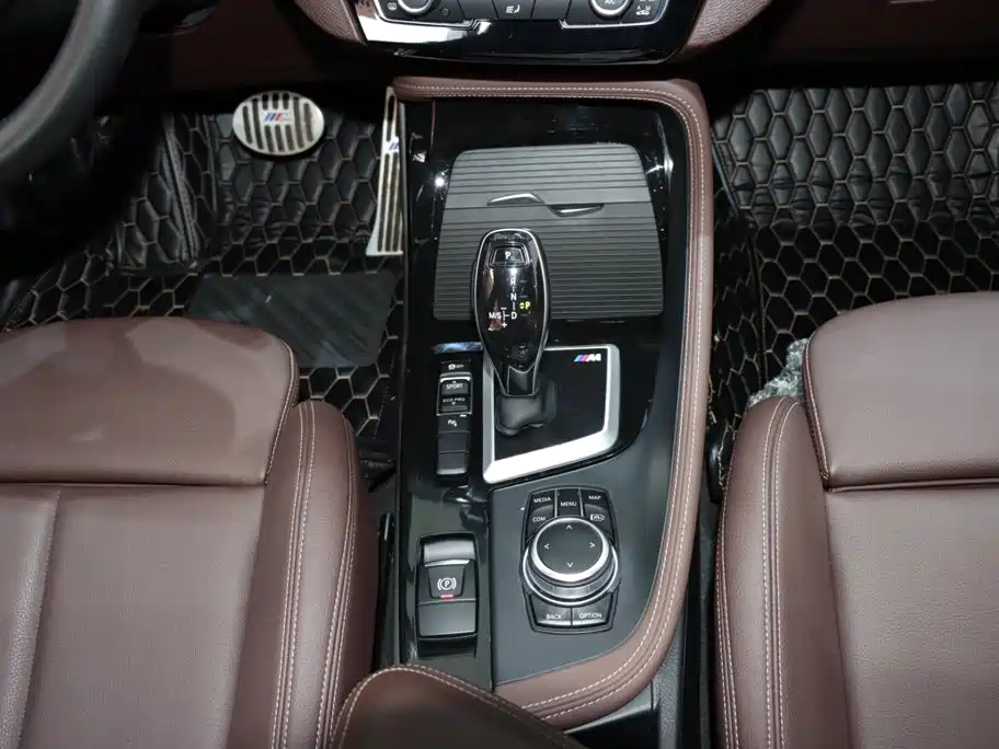 BMW X2 — миниатюра 14