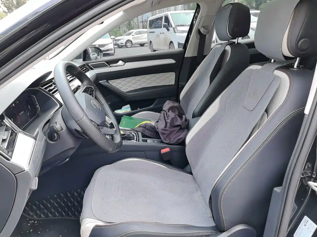 Volkswagen Magotan — миниатюра 8
