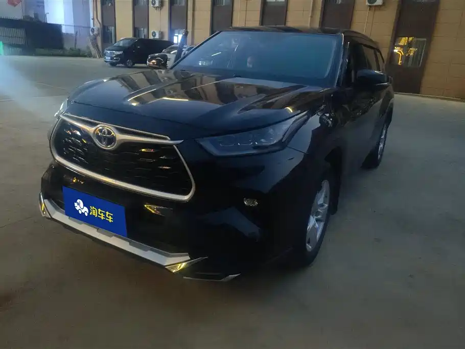 Toyota Highlander 2022