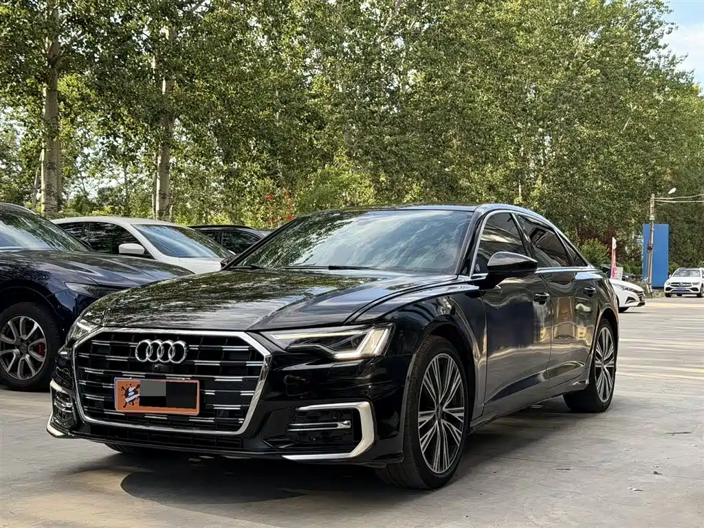 Audi A6L 2022