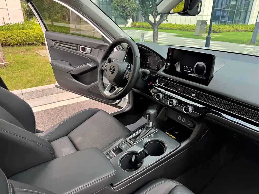 Honda Civic — миниатюра 23