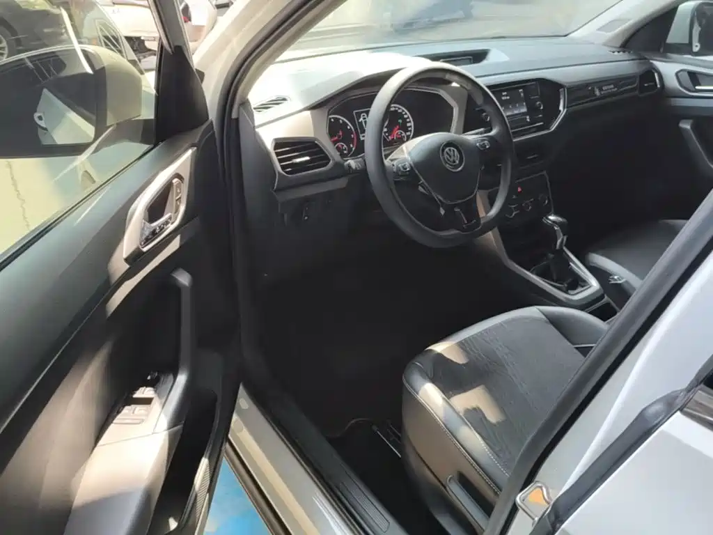 Volkswagen T-Cross — миниатюра 16