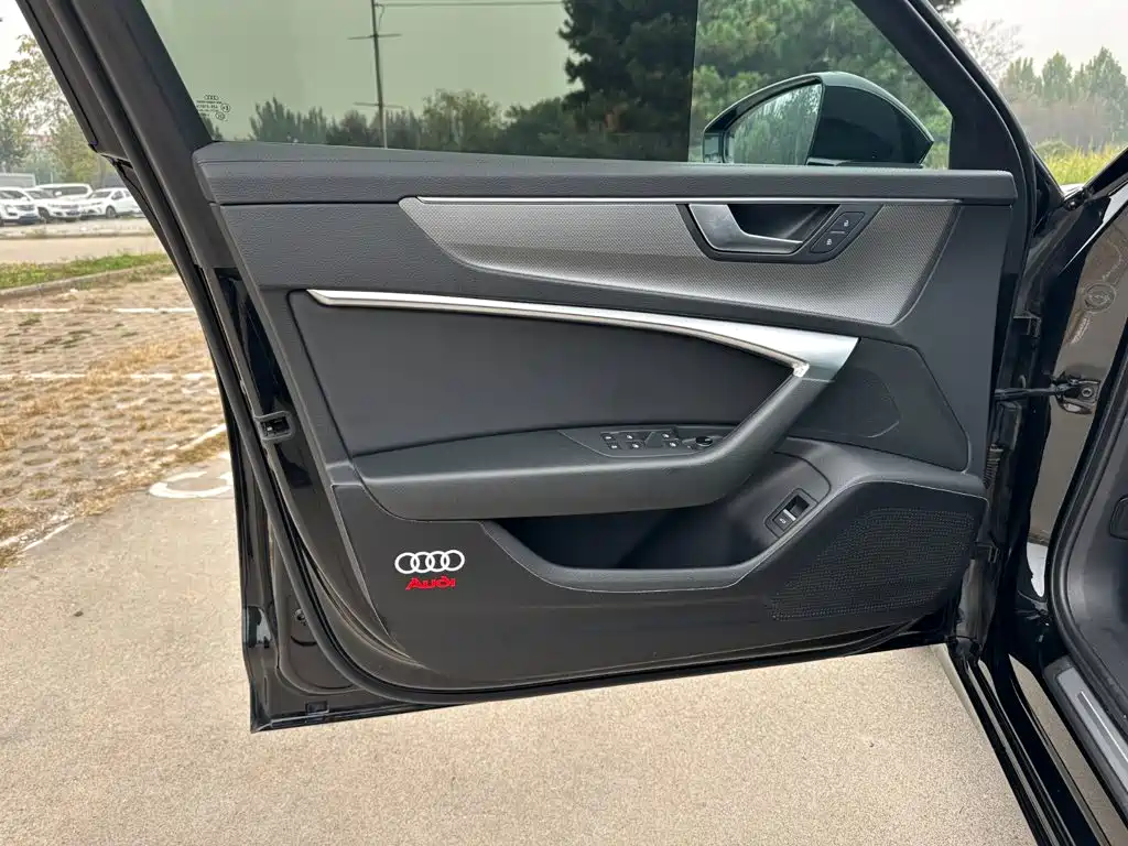 Audi A6L — миниатюра 13